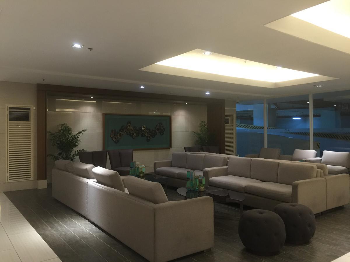 Breeze Residences Condotel Пасай Екстер'єр фото